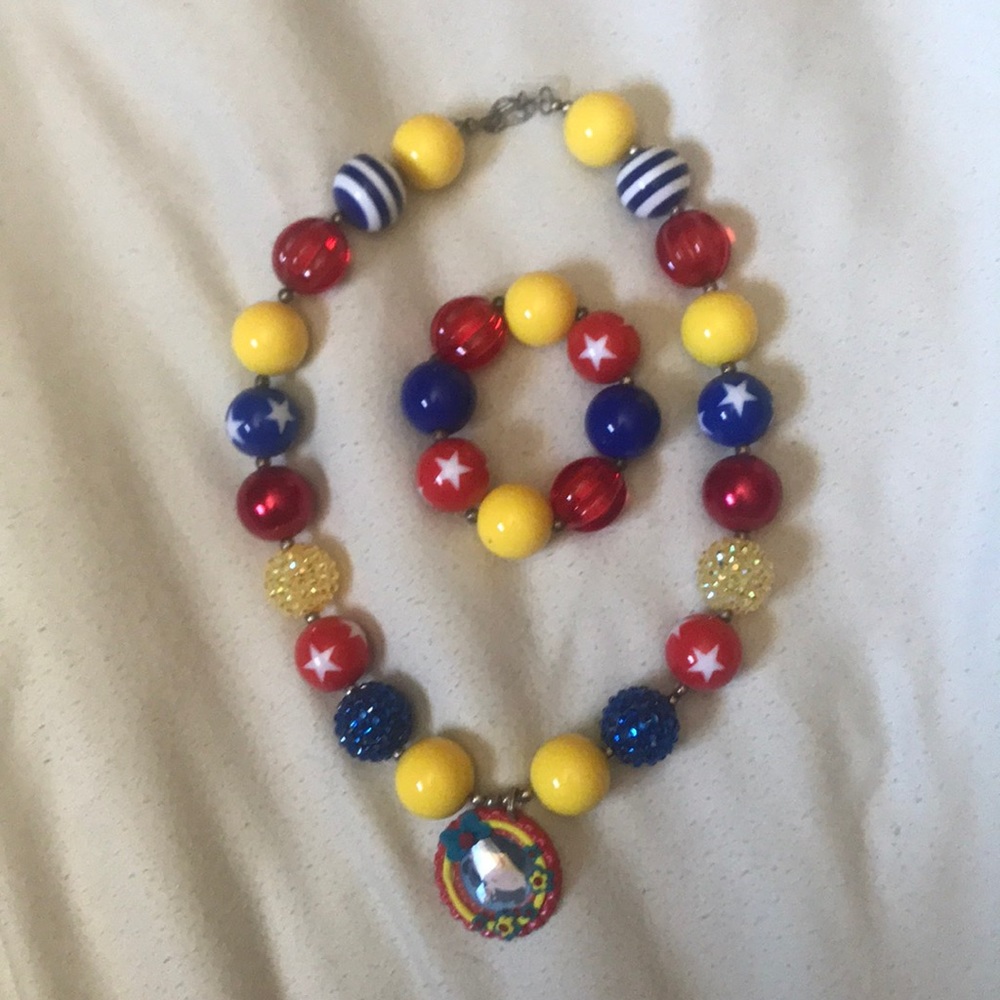 Wonder Woman Necklace and Bracelet